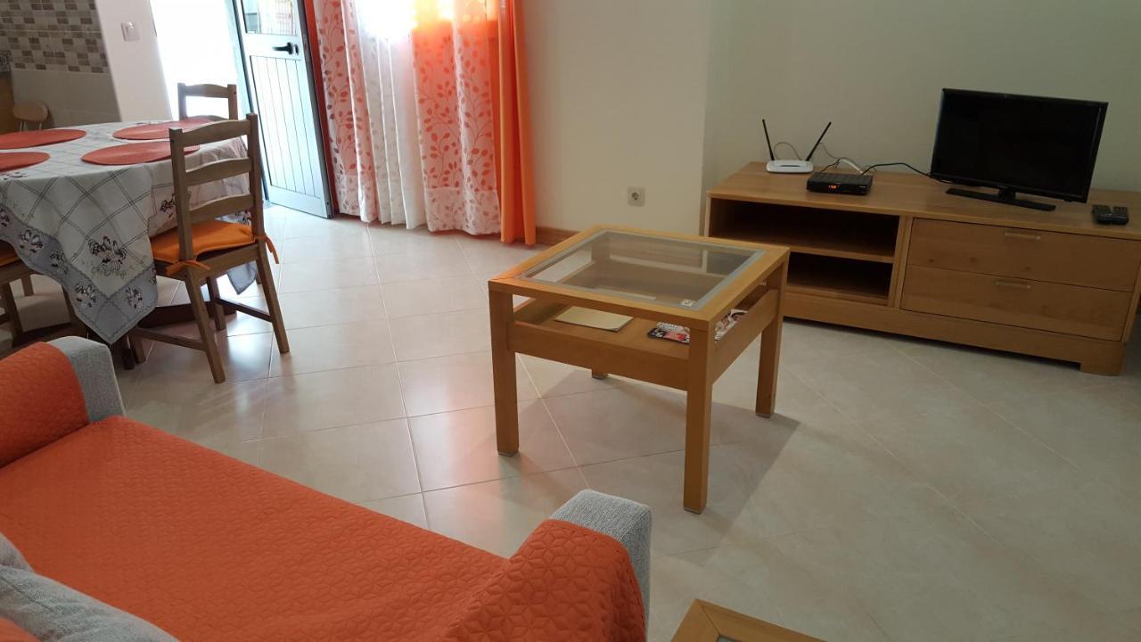 Private Apartament Celestina & Carlos Mindelo Extérieur photo