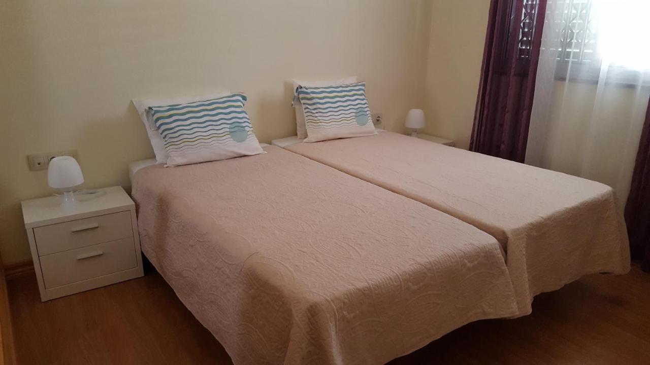 Private Apartament Celestina & Carlos Mindelo Extérieur photo